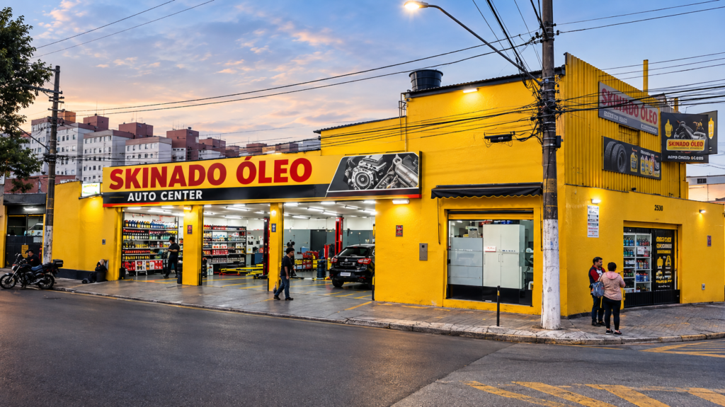 Fachada da Skina do Óleo Auto Center, serviços de oficina no Jd. Thomaz, zona sul de São Paulo